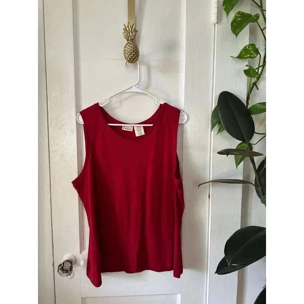 Bobbie Brooks Women’s size x-large red tank top